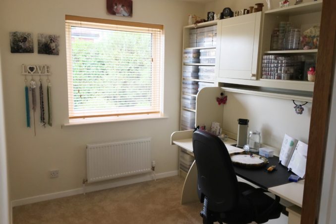 Single StudyBed in White in Craft Room