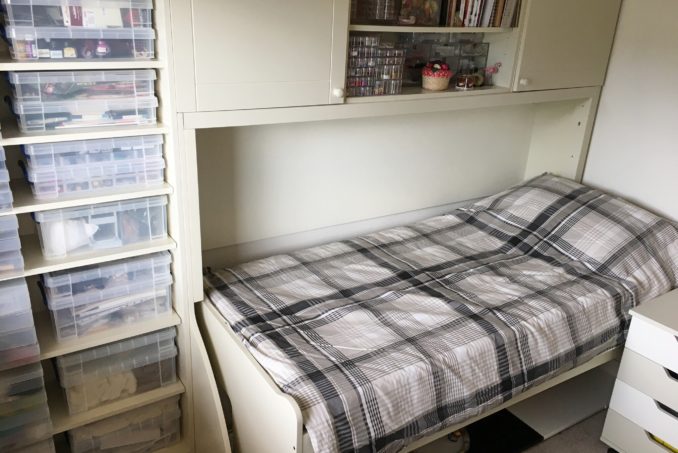 Single StudyBed in White in Craft Room (Bed Mode)